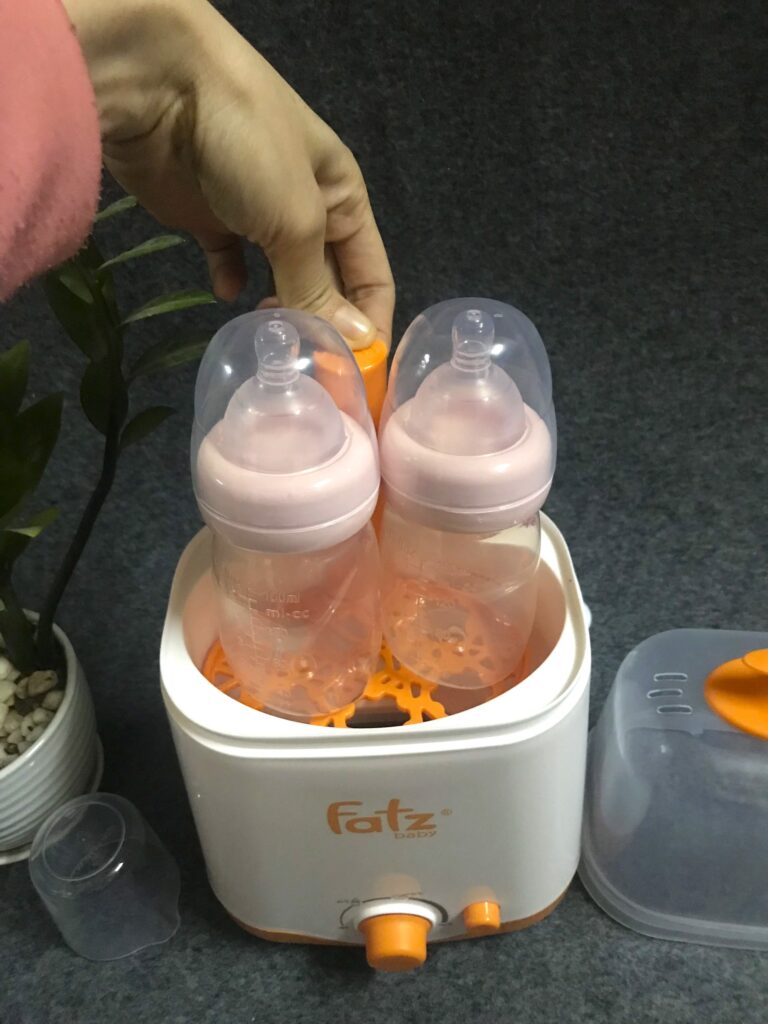 Máy tiệt trùng hâm sữa fatz Fatzbaby FB3012SL (2 bình cổ rộng) máy tiệt trùng hâm sữa fatz Fatzbaby FB3012SL (2 bình cổ rộng)